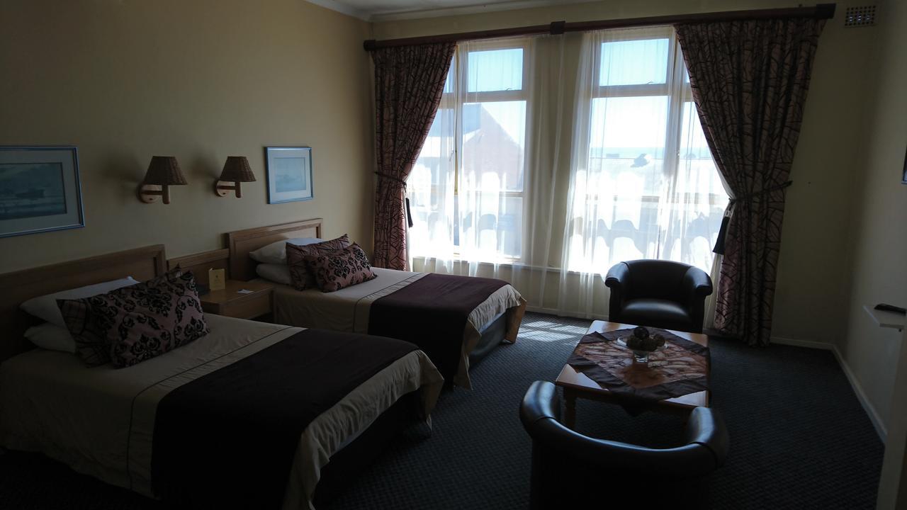 Lamberts Bay Hotel Lambertʼs Bay Extérieur photo